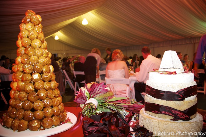Cake and reception - wedding photography sydney